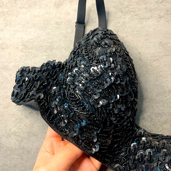 Black Beaded Women’s Push-Up Bra - Picture 3 of 4